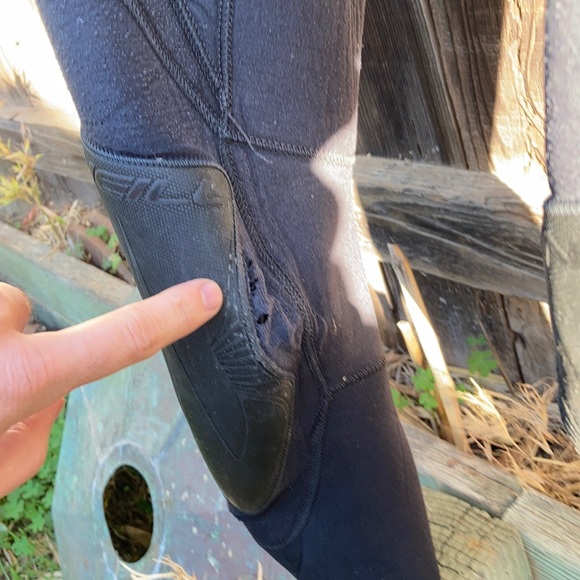 O’Neill Fusion Zip 4/3mm XLT Surf Wetsuit - Picture 10 of 13